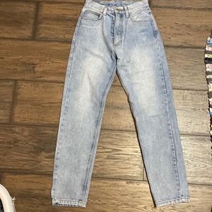 Brandy Melville mom jeans
